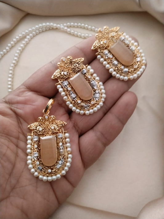 Egyptian Queen Pearl Set