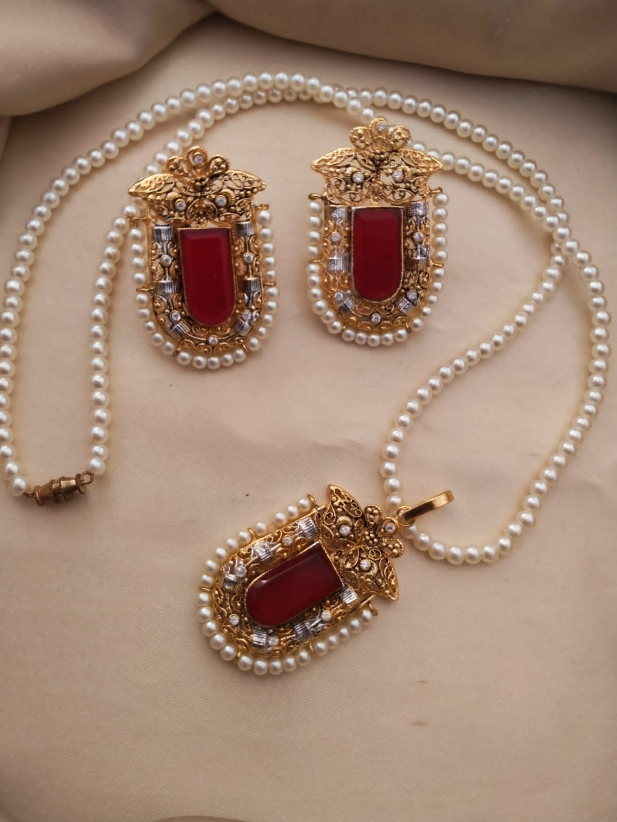 Egyptian Queen Pearl Set